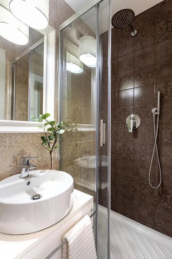 Apartment Pearl House Porta Romana Milan